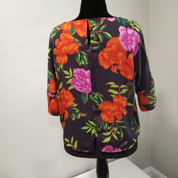 EXPRESS MULTI-COLOURED FLORAL BLOUSE SHORT SLEEVE WOMEN S - Picture 6 of 9